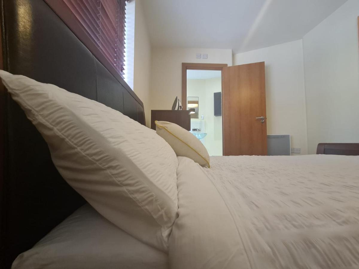 Red Naxela Canary Wharf Apartments Londyn Zewnętrze zdjęcie
