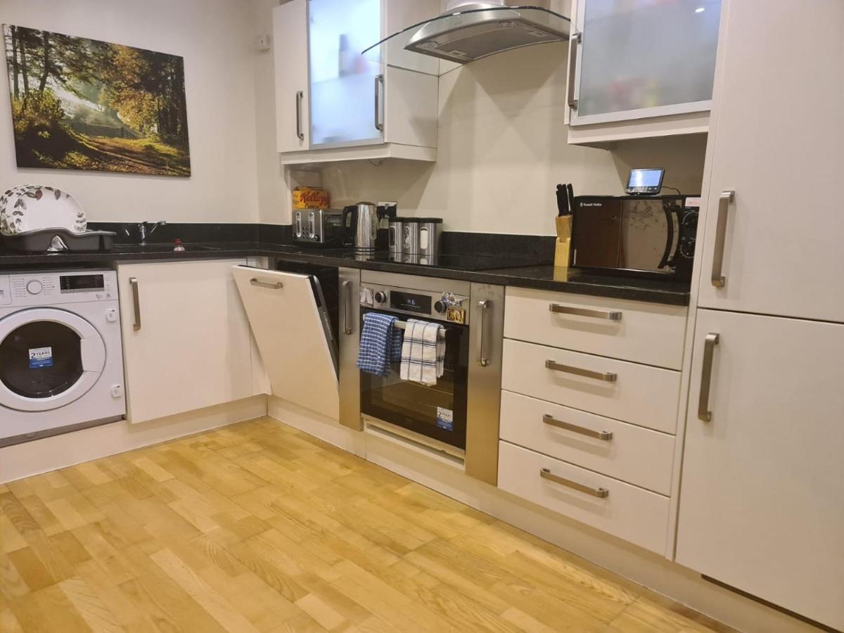Red Naxela Canary Wharf Apartments Londyn Zewnętrze zdjęcie